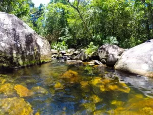 Mergulhe na cachoeira das Galetas