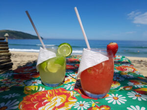 Restaurante Marimbar com drinks e refeições para sua comodidade